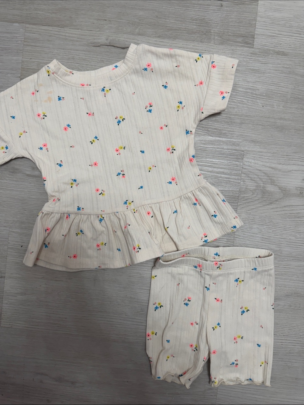Cat & Jack Cream Floral Peplum Top and Shorts Set